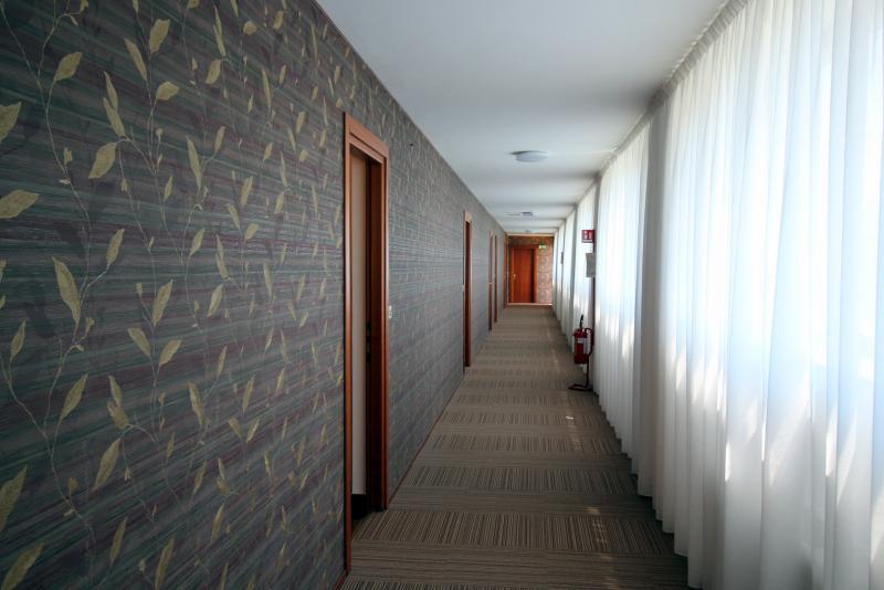 Uno Hotel